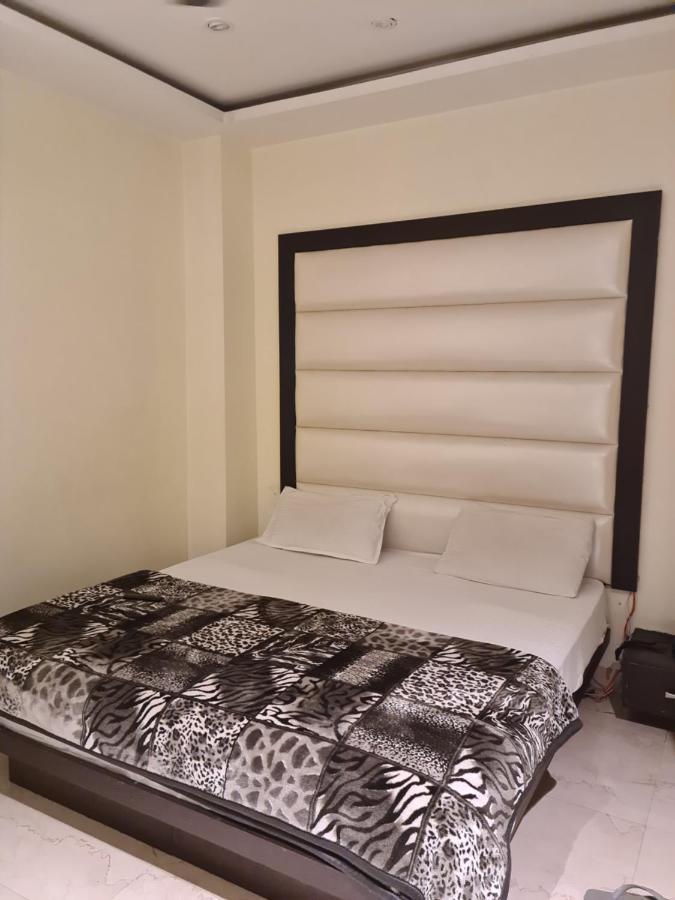 Hotel Star Inn Ganganagar Ngoại thất bức ảnh