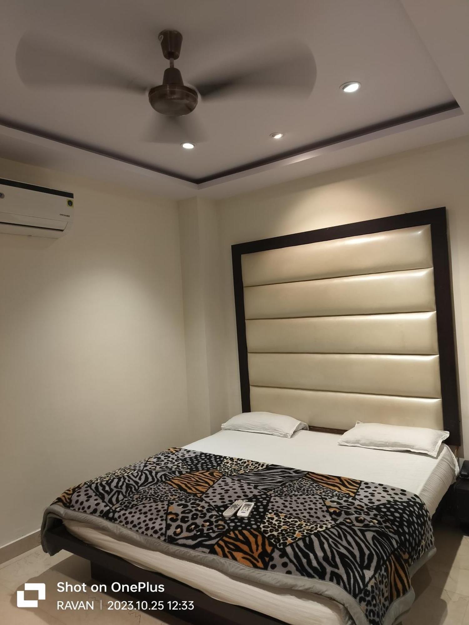 Hotel Star Inn Ganganagar Ngoại thất bức ảnh