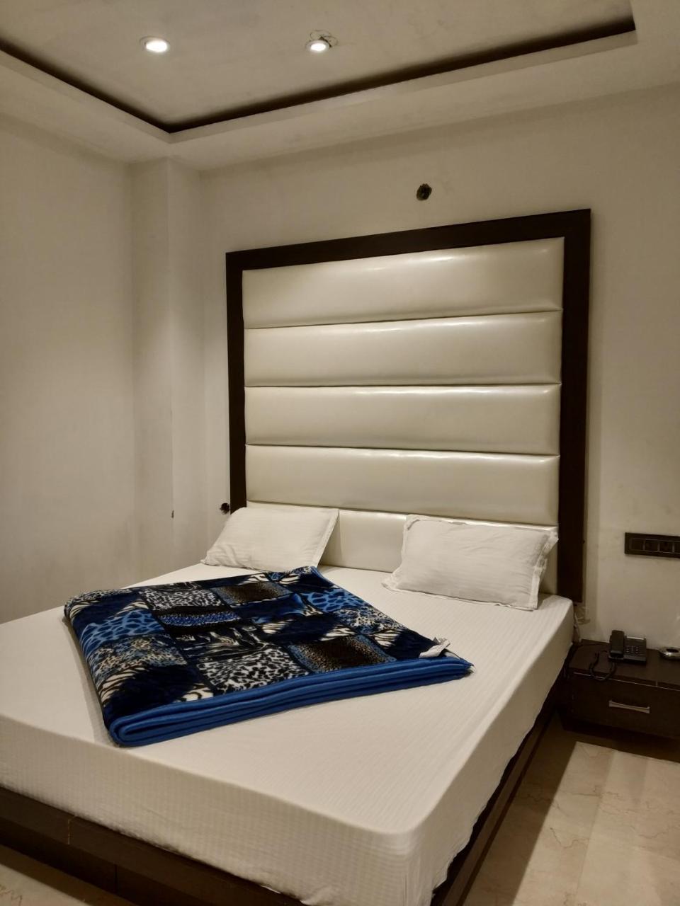 Hotel Star Inn Ganganagar Ngoại thất bức ảnh