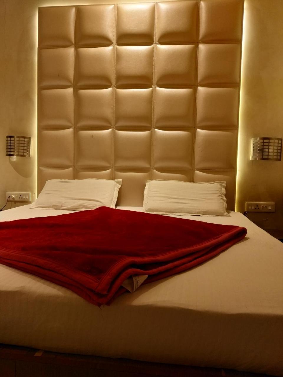 Hotel Star Inn Ganganagar Ngoại thất bức ảnh