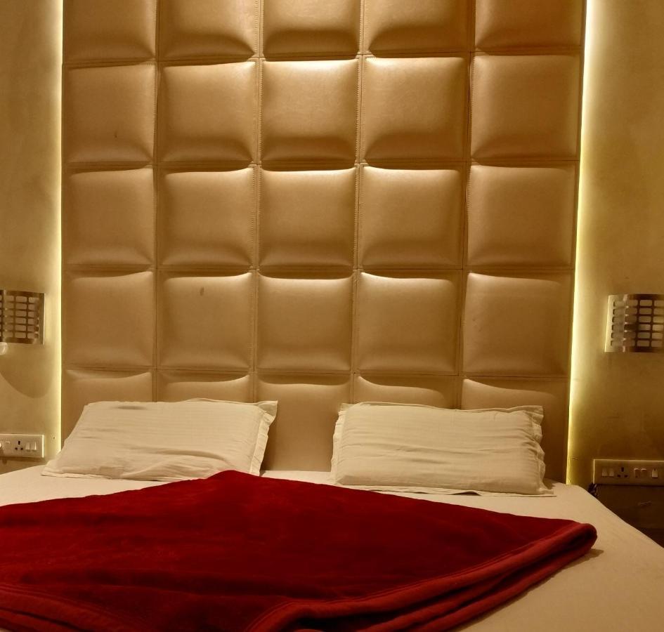 Hotel Star Inn Ganganagar Ngoại thất bức ảnh
