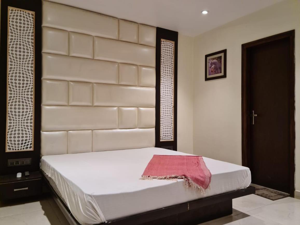 Hotel Star Inn Ganganagar Ngoại thất bức ảnh